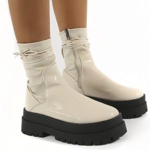 Chunky sole Ankle Wrap Boots